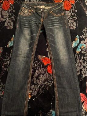 TRUE RELIGION • JEANS